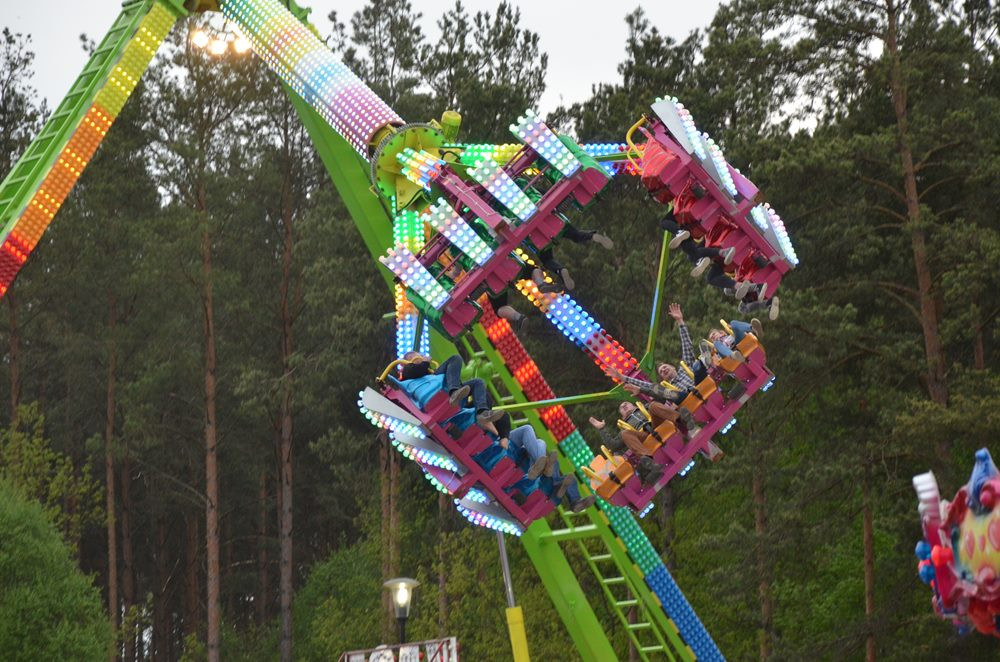 Przebojowa Majówka w Stężycy. Wielka scena i rzesze fanów disco polo