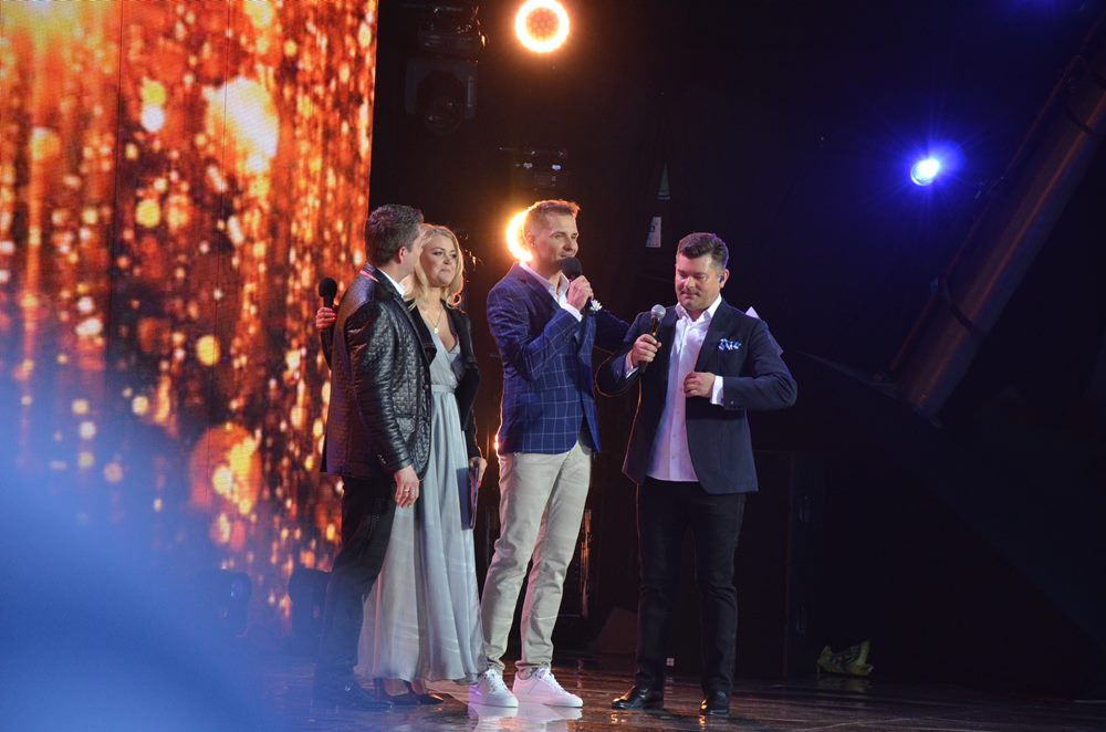 Przebojowa Majówka w Stężycy. Wielka scena i rzesze fanów disco polo