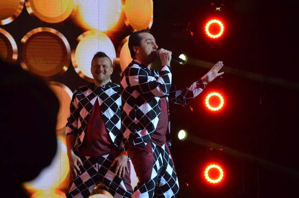 Przebojowa Majówka w Stężycy. Wielka scena i rzesze fanów disco polo