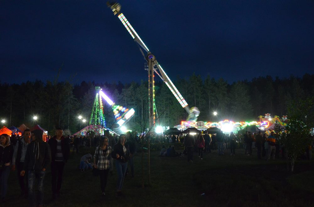 Przebojowa Majówka w Stężycy. Wielka scena i rzesze fanów disco polo