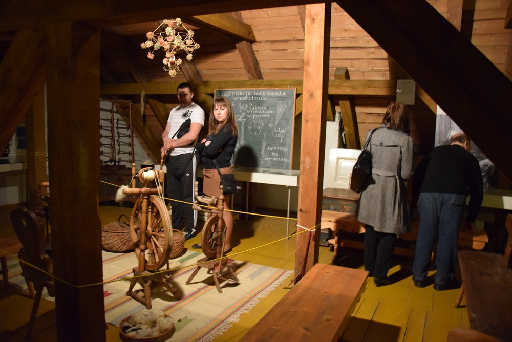 Noc Muzeów w Muzeum Kaszubskim w Kartuzach. Zachwycający spektakl Teatru Snów