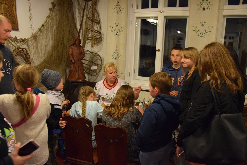 Noc Muzeów w Muzeum Kaszubskim w Kartuzach. Zachwycający spektakl Teatru Snów