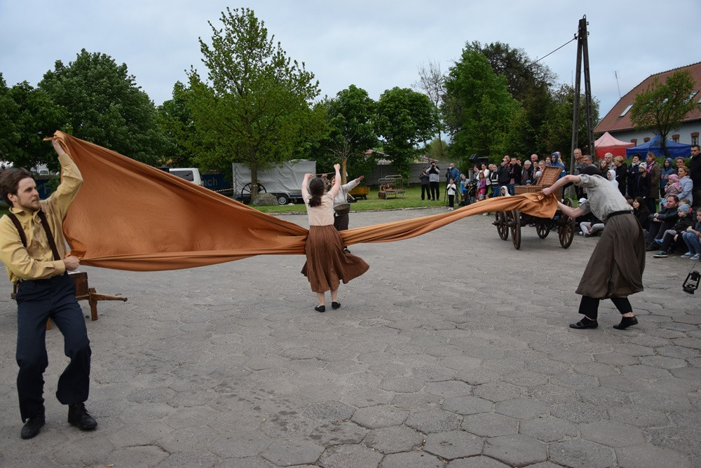 Noc Muzeów w Muzeum Kaszubskim w Kartuzach. Zachwycający spektakl Teatru Snów