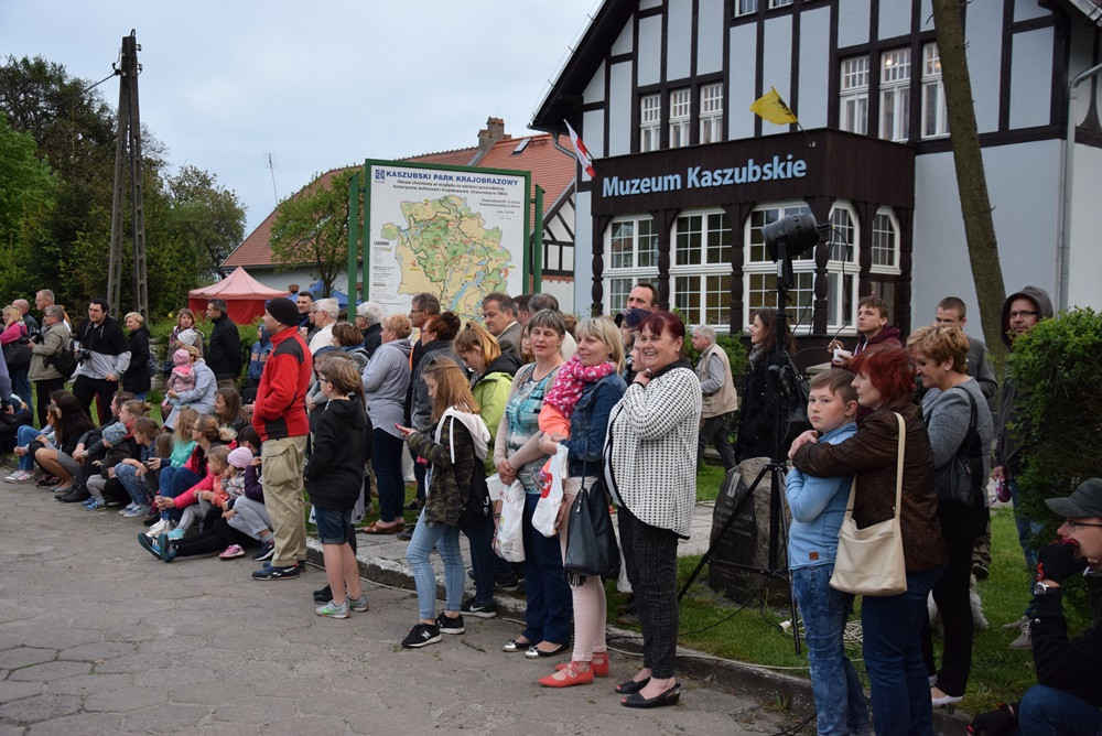 Noc Muzeów w Muzeum Kaszubskim w Kartuzach. Zachwycający spektakl Teatru Snów