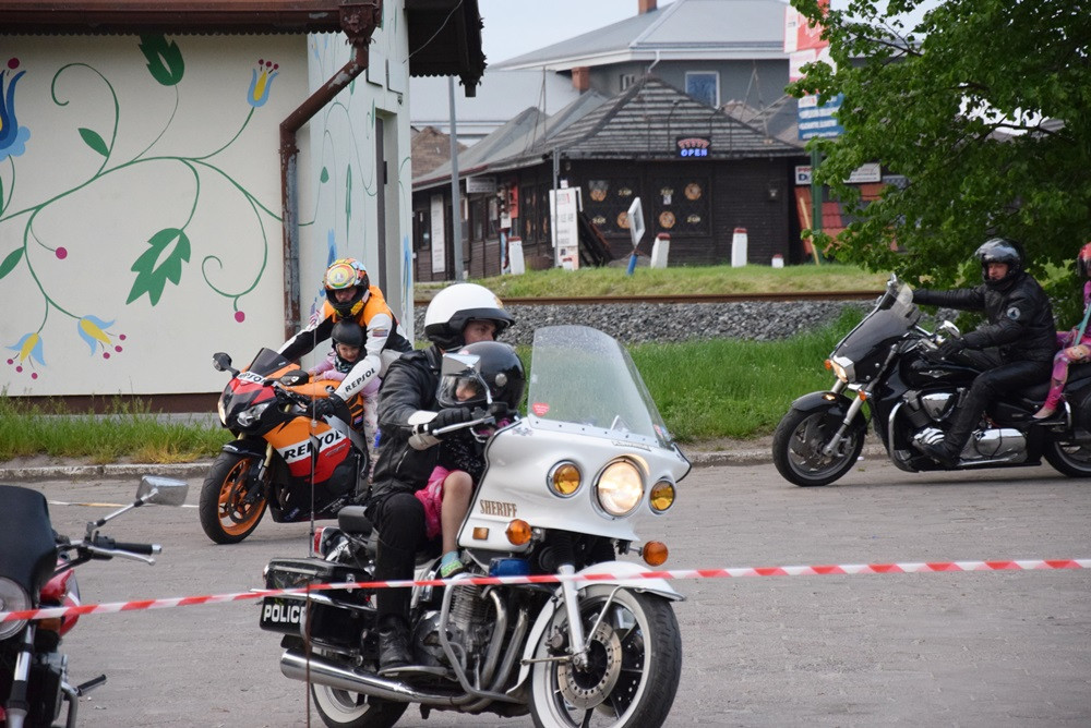 Noc Muzeów w Muzeum Kaszubskim w Kartuzach. Zachwycający spektakl Teatru Snów