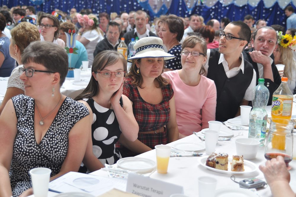 Chmielno. Jarmark folklorystyczny i przegląd dorobku domów samopomocy