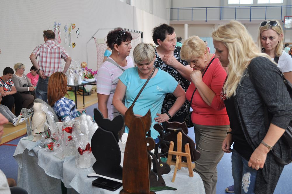 Chmielno. Jarmark folklorystyczny i przegląd dorobku domów samopomocy