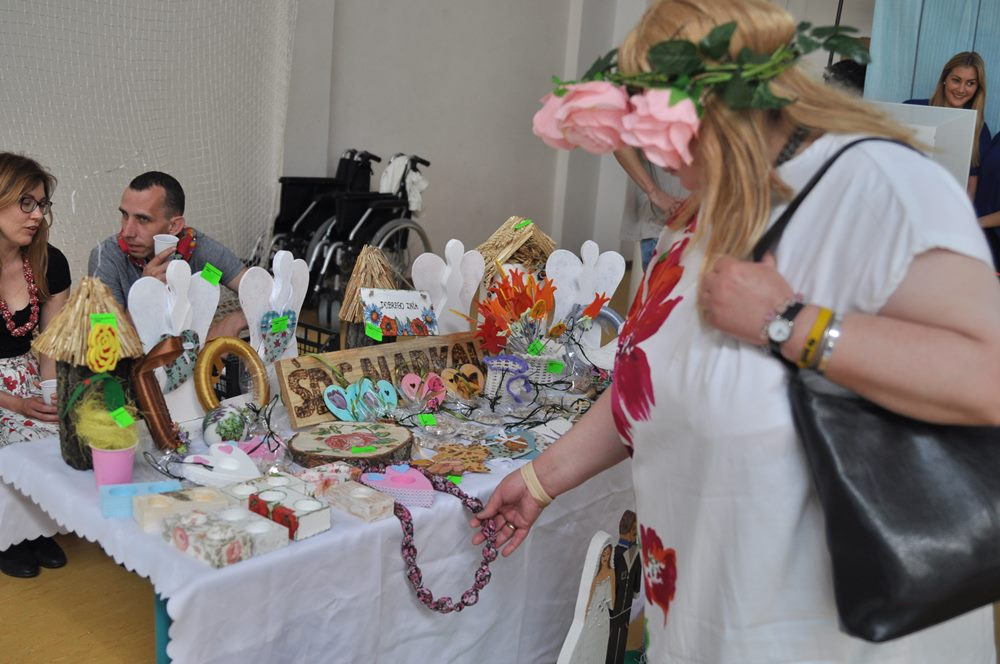 Chmielno. Jarmark folklorystyczny i przegląd dorobku domów samopomocy