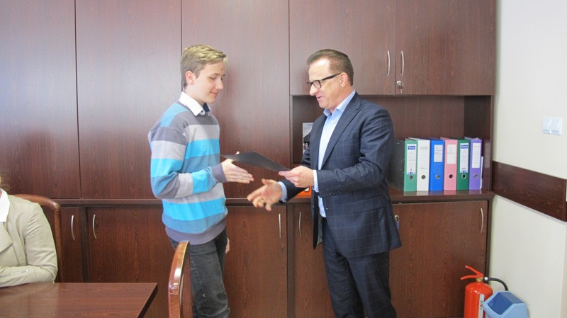 Przodkowo. 30 uczniów nagrodzonych stypendiami motywacyjnymi