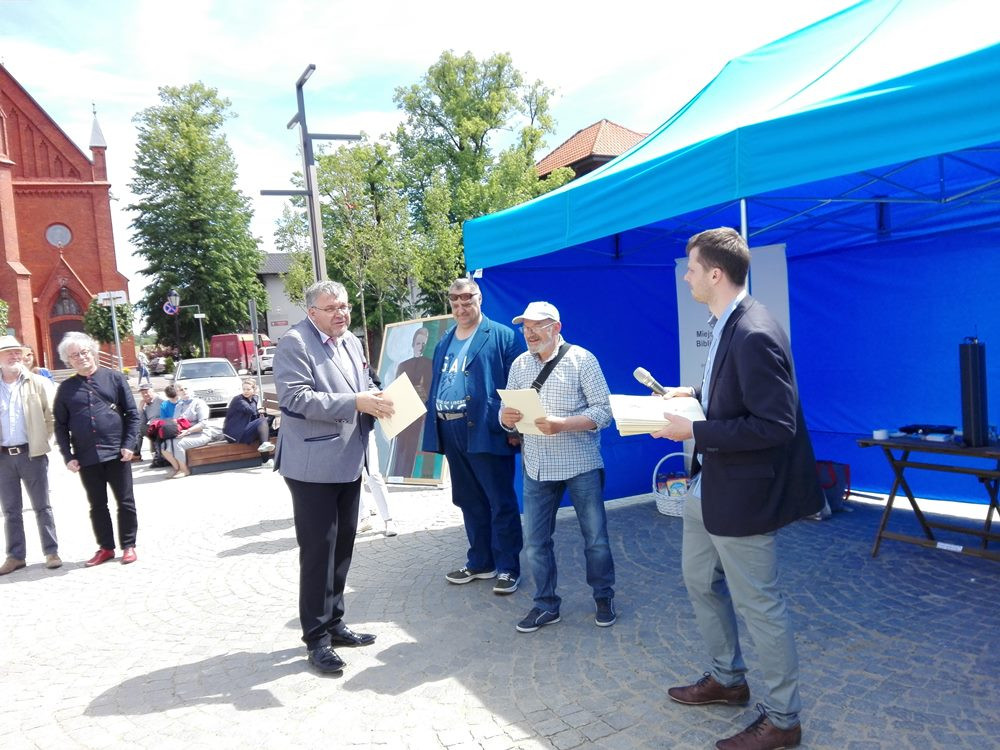 Pierwszy Kartuski Plener Artystyczny na Rynku
