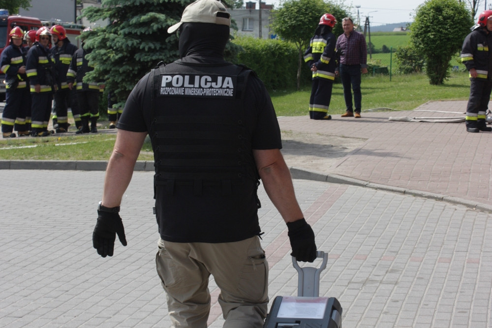 Przodkowo. Pożar i bomba w szkole, zwołano Zespół Zarządzania Kryzysowego. Tak przebiegały ćwiczenia