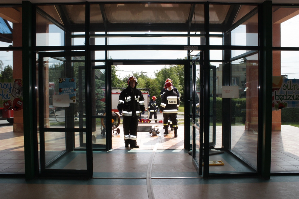 Przodkowo. Pożar i bomba w szkole, zwołano Zespół Zarządzania Kryzysowego. Tak przebiegały ćwiczenia