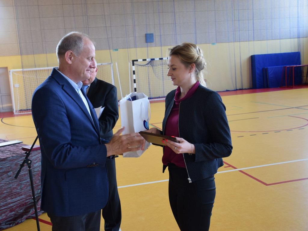 Uczniowie z Banina i gimnazjaliści z Żukowa najlepsi w gminnej rywalizacji sportowej