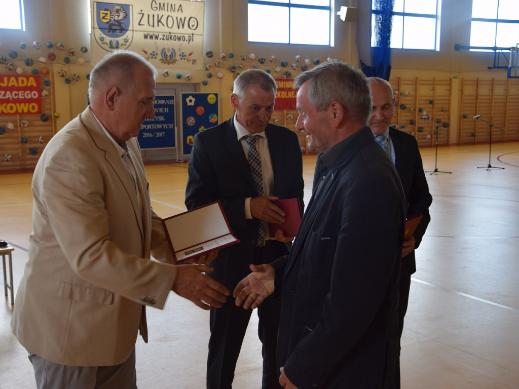 Uczniowie z Banina i gimnazjaliści z Żukowa najlepsi w gminnej rywalizacji sportowej