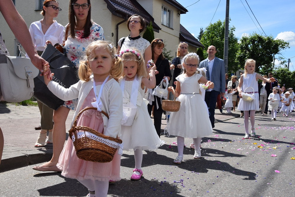 Kartuzy. Ulicami miasta przeszła procesja Bożego Ciała