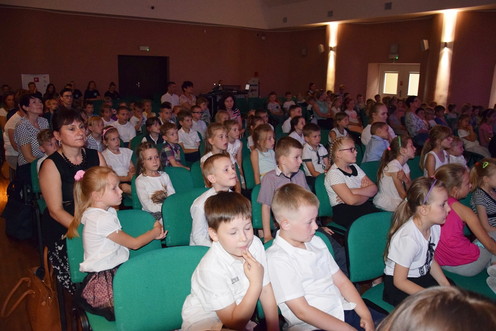 Kartuzy. W obecności wojewody podsumowano policyjną akcję 