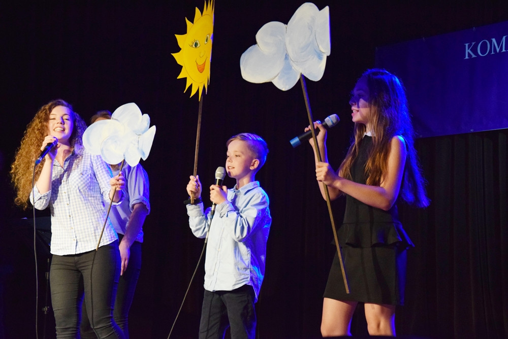 Kartuzy. W obecności wojewody podsumowano policyjną akcję 