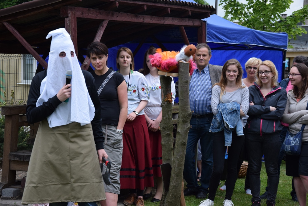 Kartuzy. Ścięli kani łeb - obrzęd Nocy Świętojańskiej zaprezentowano w Muzeum Kaszubskim