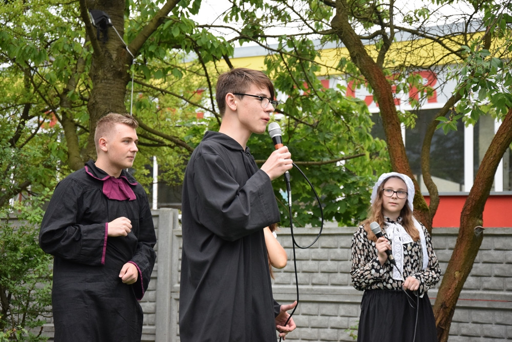 Kartuzy. Ścięli kani łeb - obrzęd Nocy Świętojańskiej zaprezentowano w Muzeum Kaszubskim