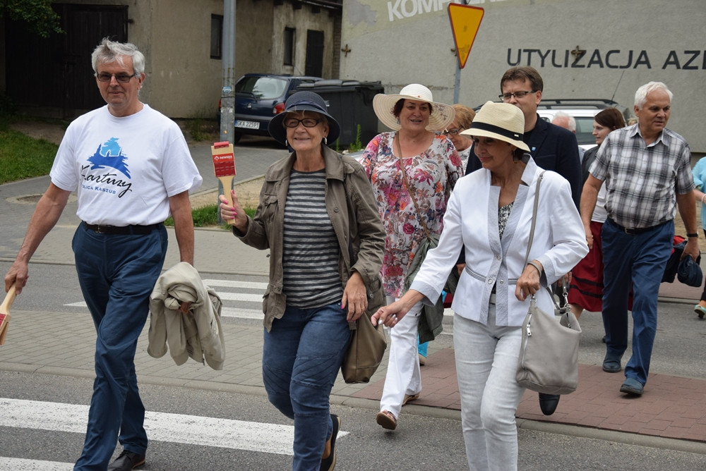Kartuzy. Ścięli kani łeb - obrzęd Nocy Świętojańskiej zaprezentowano w Muzeum Kaszubskim