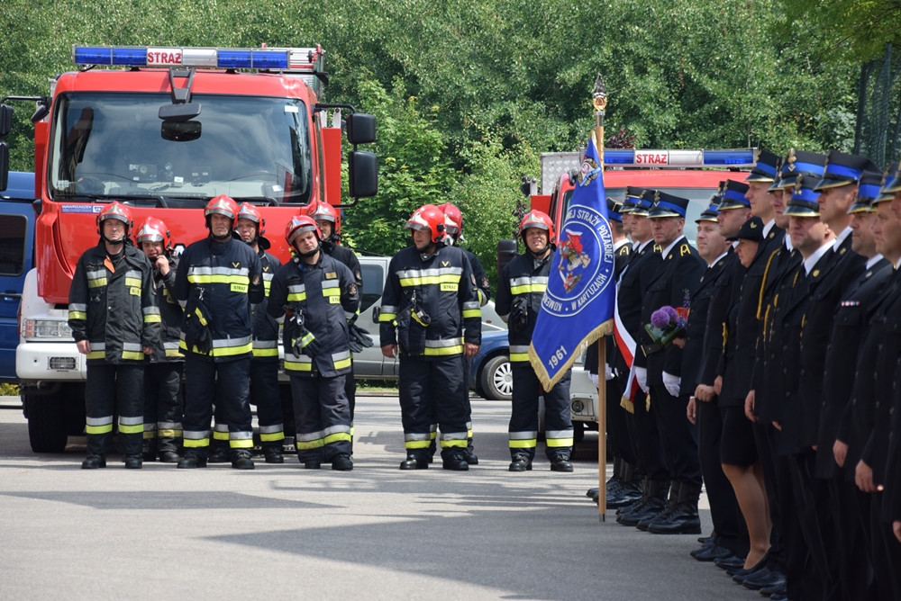 Kartuzy. Wieloletni Komendant PSP pożegnał się ze służbą. Jego obowiązki pełnić będzie Romuald Pituła