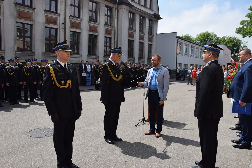 Kartuzy. Wieloletni Komendant PSP pożegnał się ze służbą. Jego obowiązki pełnić będzie Romuald Pituła