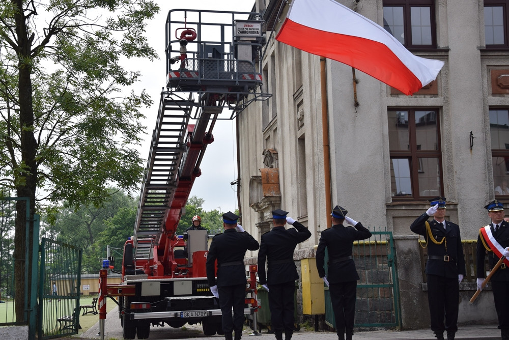 Kartuzy. Wieloletni Komendant PSP pożegnał się ze służbą. Jego obowiązki pełnić będzie Romuald Pituła