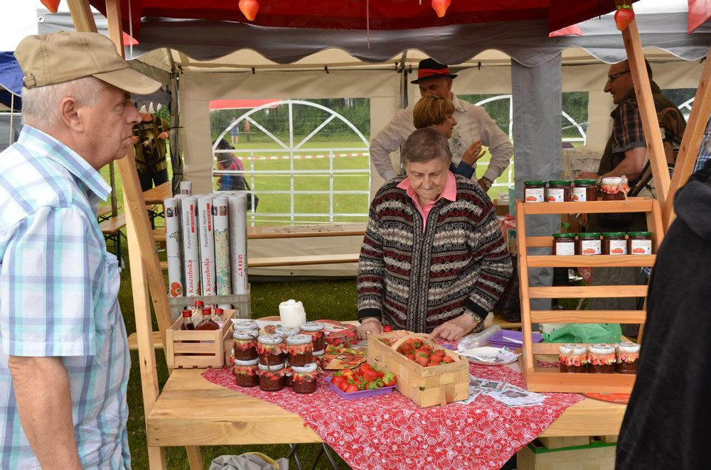 Chmielno. Festiwal z truskawką w roli głównej. Rośnie zainteresowanie zdrowymi produktami