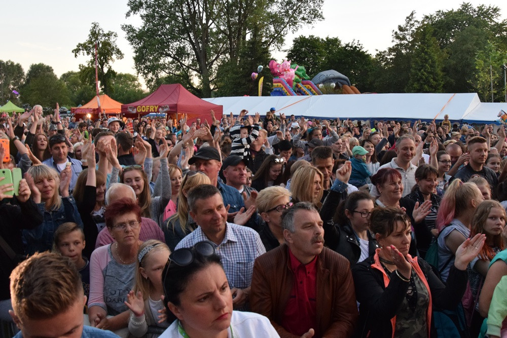 Dni Powiatu Kartuskiego. Ania Wyszkoni, Majestic i Jan Konop Big Band zagrali przed kartuską publicznością