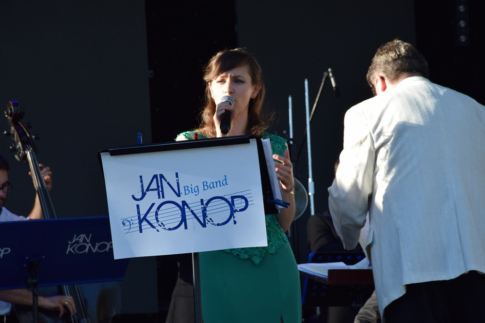 Dni Powiatu Kartuskiego. Ania Wyszkoni, Majestic i Jan Konop Big Band zagrali przed kartuską publicznością
