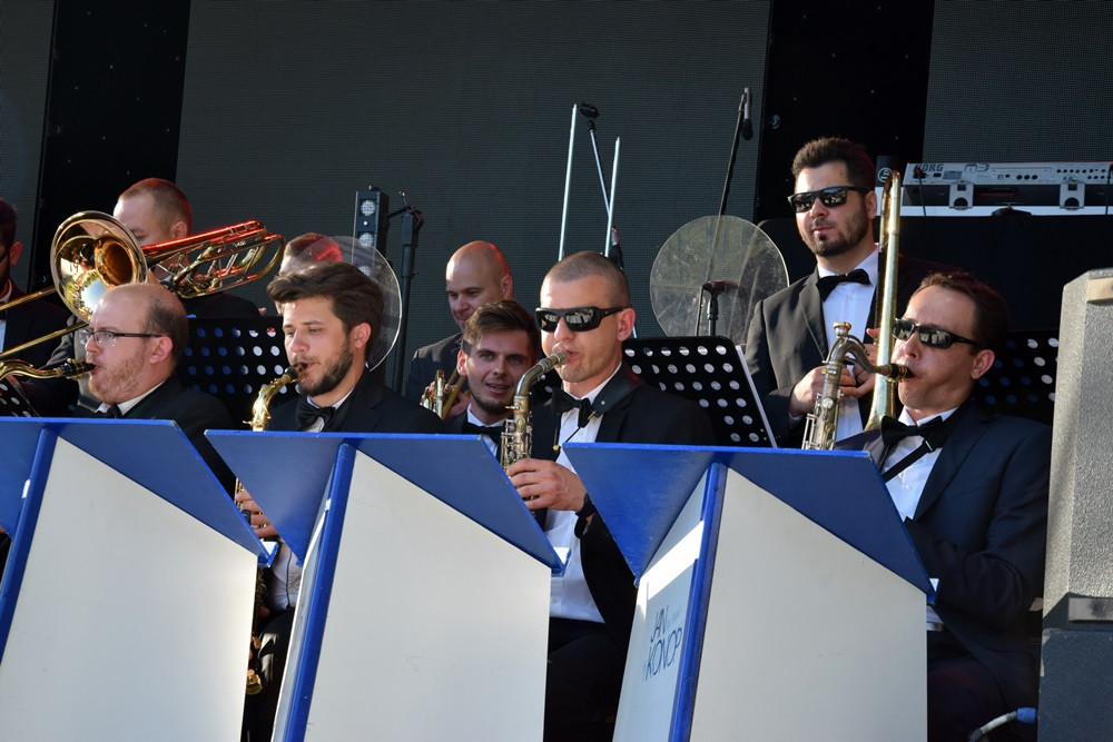 Dni Powiatu Kartuskiego. Ania Wyszkoni, Majestic i Jan Konop Big Band zagrali przed kartuską publicznością