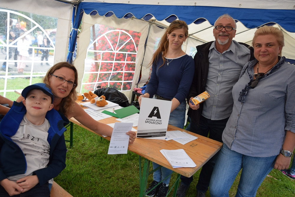 Kartuzy. Festiwal Ludzie dla Ludzi. Organizacje pozarządowe prezentowały swoją działalność