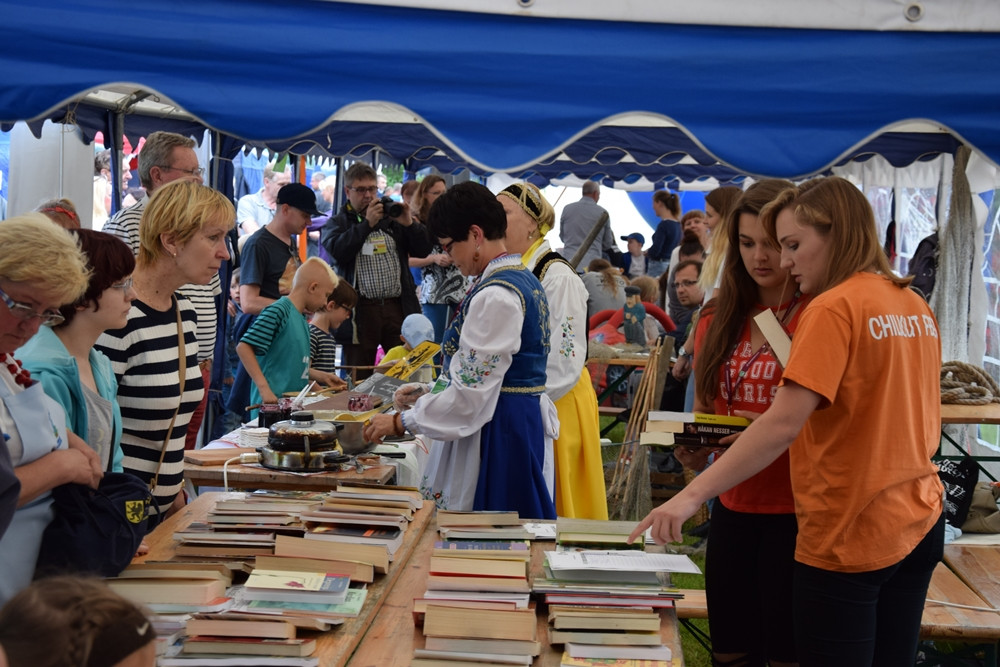 Kartuzy. Festiwal Ludzie dla Ludzi. Organizacje pozarządowe prezentowały swoją działalność