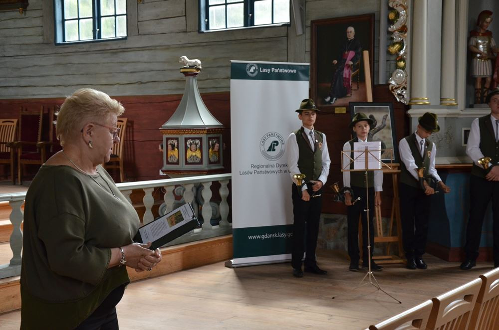 Sierakowice. Efekty bezkrwawych łowów można podziwiać w drewnianym kościółku