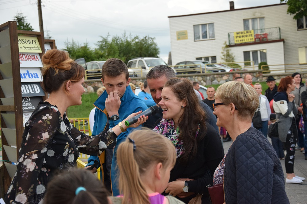Ostrzyce. Wesoła zabawa z kapelami weselnymi