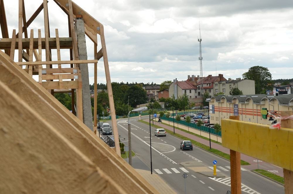 Kartuzy. Otwarto ul. Kolejową, a na dworcu zawisła wiecha