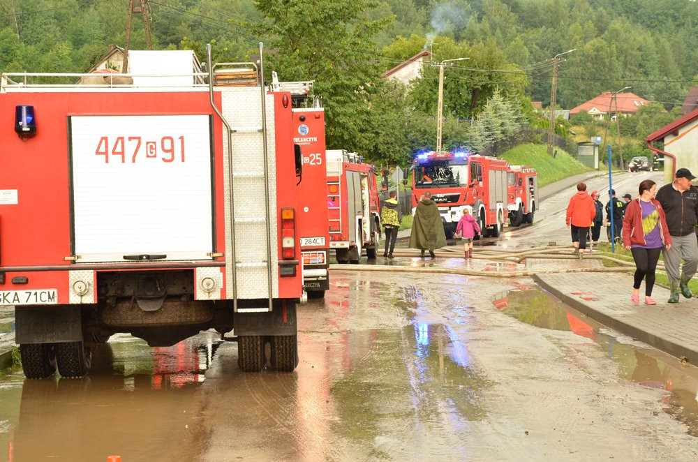 Potężna nawałnica m.in. w rejonie Brodnicy Górnej i Dolnej. Zalane drogi i posesje