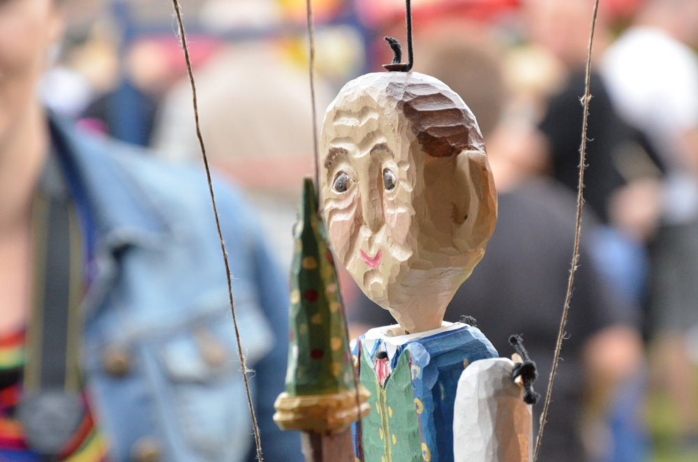 Chmielno. Mistrzostwa Polski w Zażywaniu Tabaki i świetny koncert Golden Life