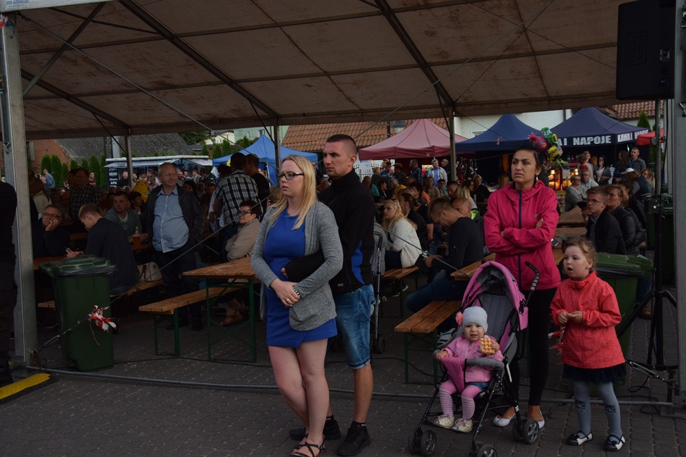 Ostrzyckie Lato. Piękne dziewczyny dały gorące taneczne show