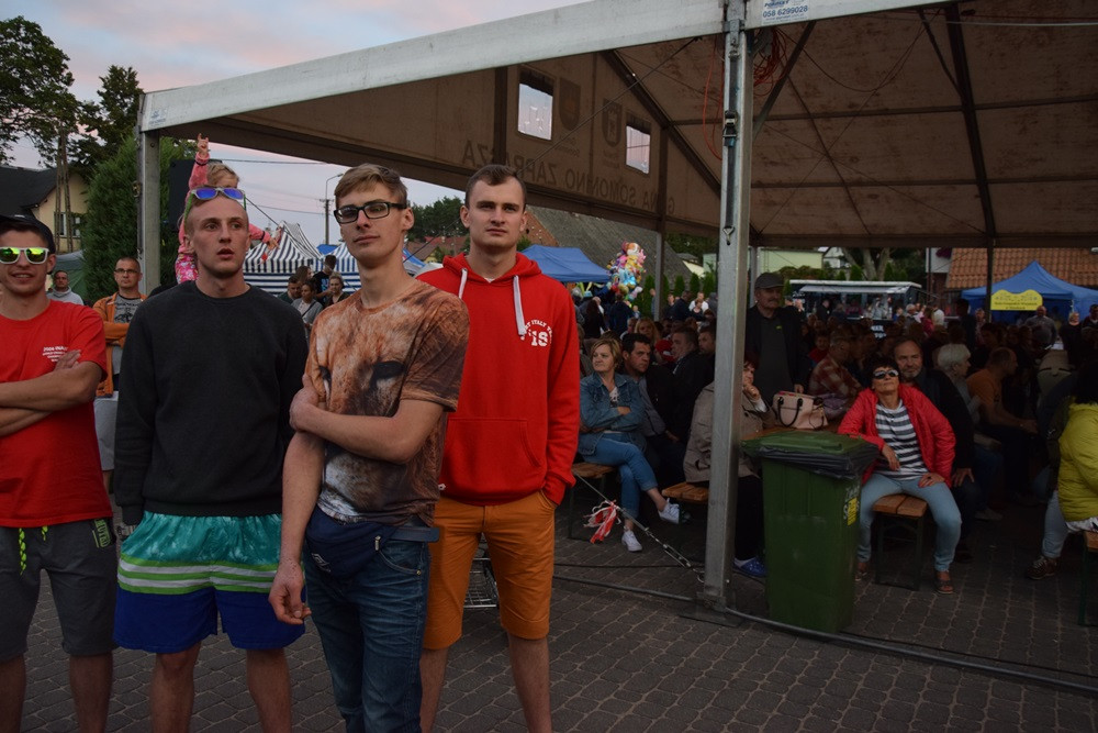 Ostrzyckie Lato. Piękne dziewczyny dały gorące taneczne show