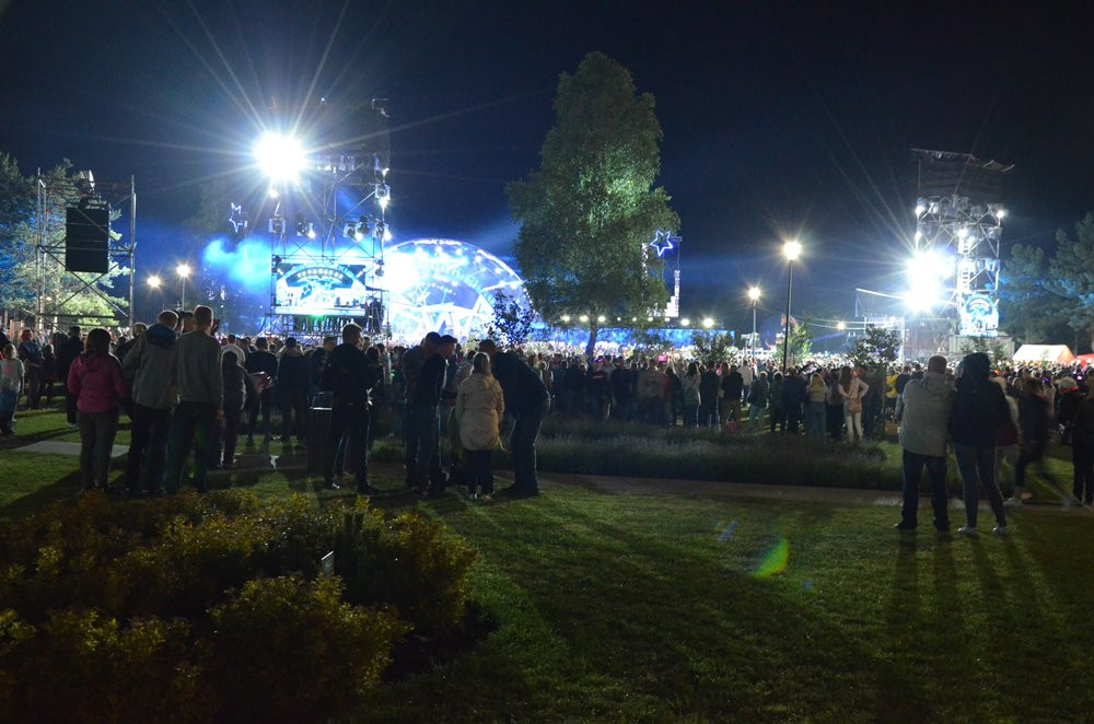 Disco pod Gwiazdami w Stężycy. Największa impreza tego lata (dzień pierwszy)