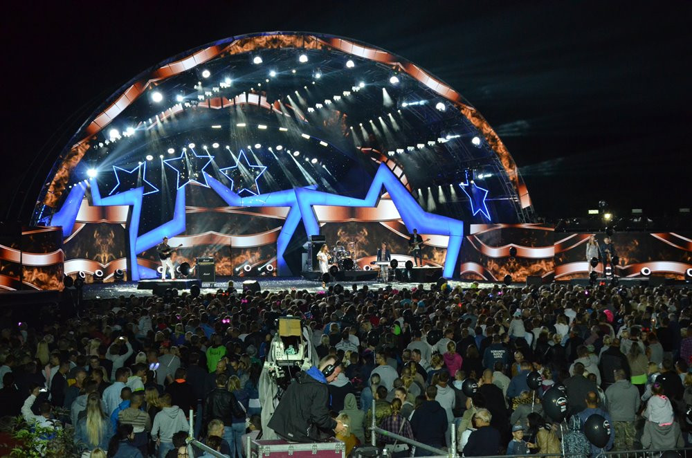 Disco pod Gwiazdami 2017. Dzień drugi z muzyką zagraniczną