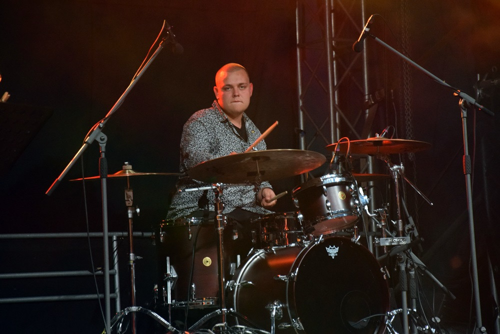 Ostrzyce. Mietek Szcześniak na finał Festiwalu Przyjemności Muzycznych