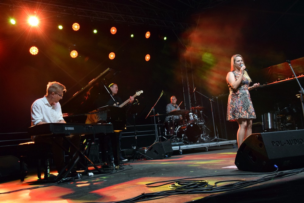 Ostrzyce. Mietek Szcześniak na finał Festiwalu Przyjemności Muzycznych