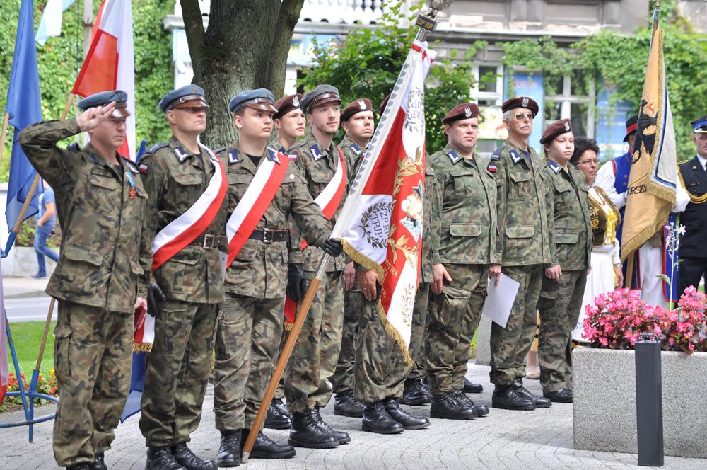 Kartuzy. Uroczystość z okazji Święta Wojska Polskiego