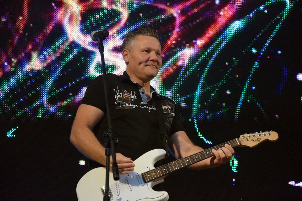 Dożynki gm. Kartuzy. Sołectwo Kiełpino z najpiękniejszą koroną żniwną