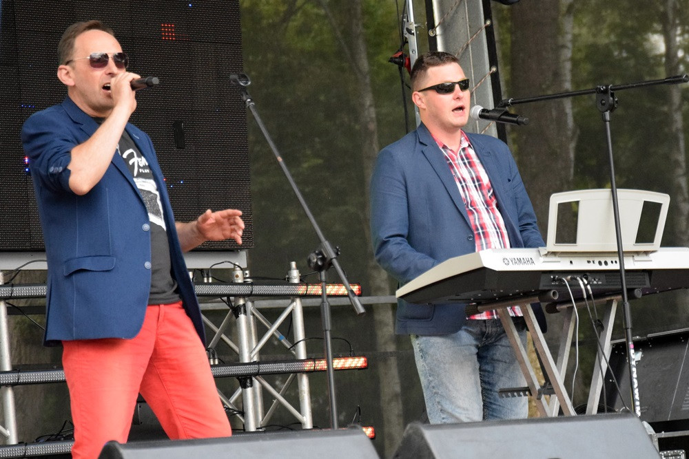 Dożynki gm. Kartuzy. Sołectwo Kiełpino z najpiękniejszą koroną żniwną