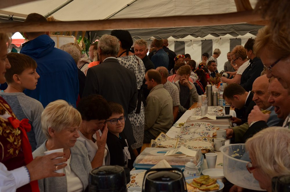 Dożynki gm. Chmielno. Sołtysi zrezygnowali z nagród, by pomóc poszkodowanym w nawałnicy