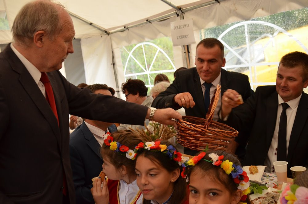 Dożynki gm. Chmielno. Sołtysi zrezygnowali z nagród, by pomóc poszkodowanym w nawałnicy
