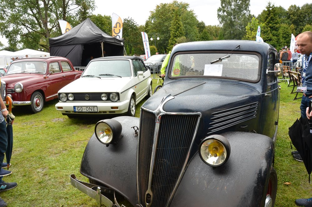 Kartuzy. Święto miłośników motoryzacji. Przyjechały nie tylko klasyki